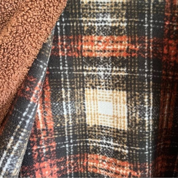 Paraphrase Thick Sherpa Fleece Lined  Rust Shacket - Picture 12 of 13